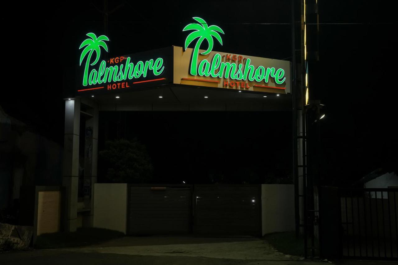 Hotel Palm Shore Палаккад Екстер'єр фото